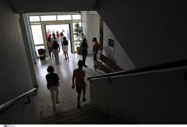 Οι εντολές της συμμορίας ανηλίκων στους μαθητές: «Κλέψε τις βέρες των γονιών σου»