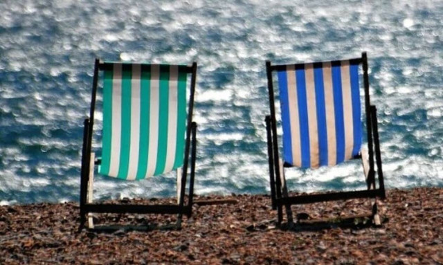 Θρίλερ στην Κρήτη: «Κοιμηθήκαμε στις ξαπλώστρες και εξαφανίστηκε»