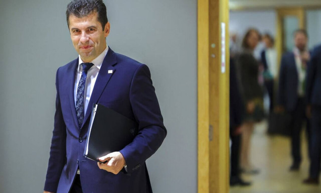 Βουλγαρία: Η κυβέρνηση Πέτκοφ απειλείται με κατάρρευση - Το σενάριο πρόωρων εκλογών