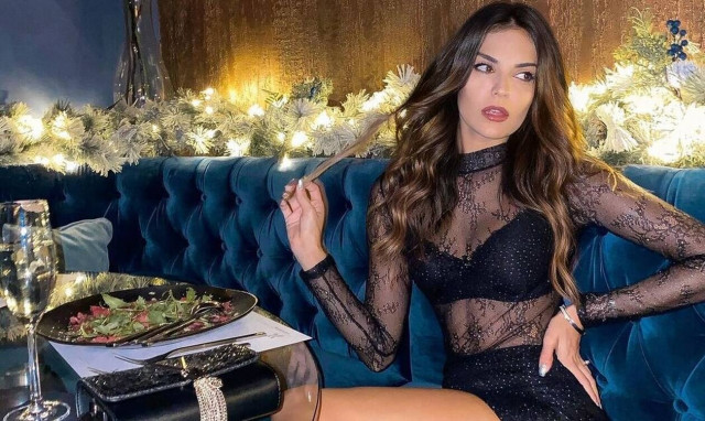 Survivor: Η Βρισηίδα αποκάλυψε αν είχε ερωτική επαφή με τον Σπύρο στο παιχνίδι (vid)