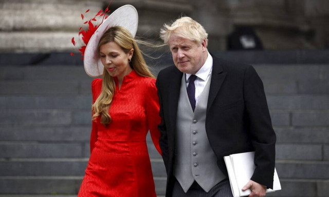 Η Ντάουνινγκ Στριτ άσκησε πιέσεις στους Times για ένα επίμαχο ρεπορτάζ με την Κάρι Τζόνσον