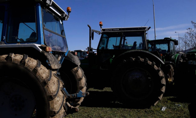 Επιδότηση καυσίμων: Μέτρα και για τους αγρότες στο πακέτο του νέου Fuel Pass