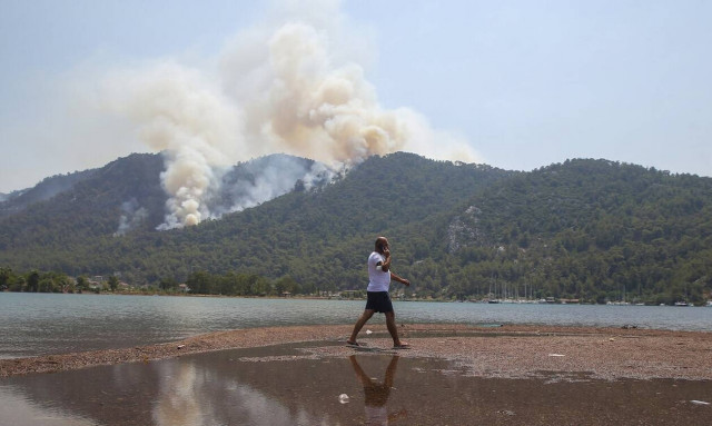 Τουρκία: Ο εφιάλτης των πυρκαγιών επέστρεψε στα νοτιοδυτικά παράλια