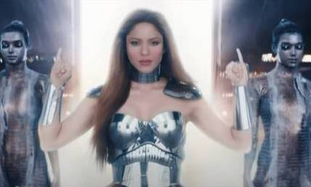 H Σακίρα στο νέο της βίντεο κλιπ 