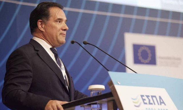 Greece approves 840-million-euros tourist project in Saronida