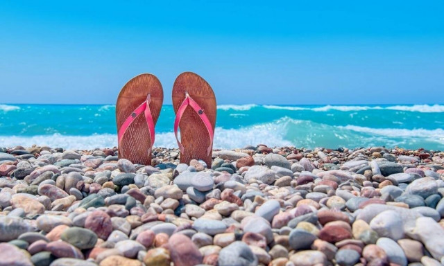 Εφιάλτης για 20χρονη οι διακοπές με τον 65χρονο σύντροφό της