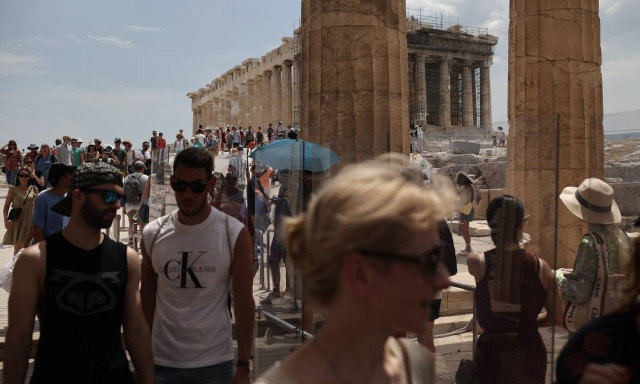 Θωμαΐδης στο Newsbomb.gr: Αποκλιμάκωση μετά τις 20 Αυγούστου - Η μάσκα το μόνο προστατευτικό μέσο