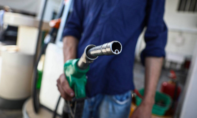 Fuel Pass 2: Πώς θα πάρετε περισσότερα χρήματα - Προσοχή στα «ψιλά γράμματα»