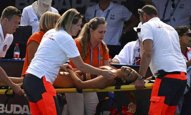 Ανίτα Άλβαρεζ: Ξαναέζησε τον «εφιάλτη» - Δεύτερη κατάρρευση μέσα σε έναν χρόνο (vids)