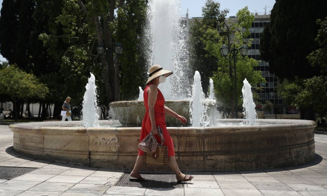 Καιρός: Μετά την πτώση θερμοκρασίας την Παρασκευή, έρχεται νέα άνοδος - Η τάση μέχρι τέλος του μήνα