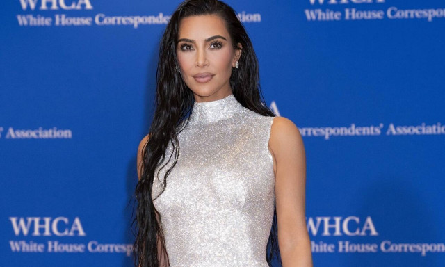 Κιμ Καρντάσιαν: Το TikTok την τρολάρει για την ιδιαίτερη διακόσμηση του γραφείου της