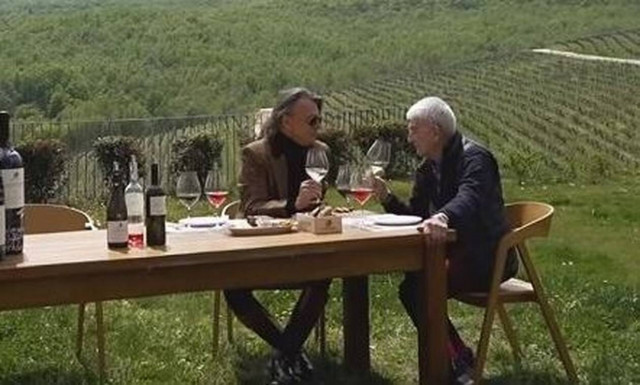 Ηλίας Ψινάκης: Το κρασί των 5.000 ευρώ και η ντροπή που ένιωσε