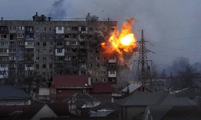 Ουκρανία: Τέσσερις μήνες συμπληρώνει ο πόλεμος - Τα ρωσικά στρατεύματα περικυκλώνουν το Λισιτσάνσκ