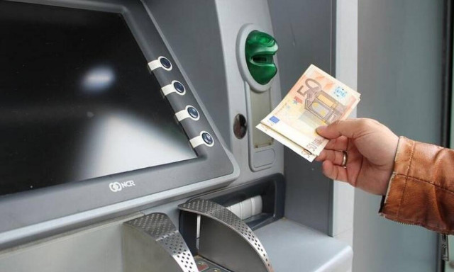 Οικονομική «ανάσα» η αναστολή της ρήτρας αναπροσαρμογής - Τι κερδίζουμε από Fuel  και Power Pass