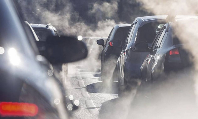 Οι Γερμανοί απορρίπτουν την κατάργηση των συμβατικών αυτοκινήτων