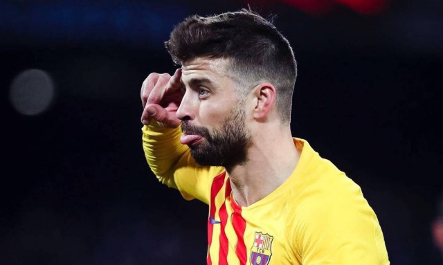 «Τρελάθηκε» ο Πικέ: Επιτέθηκε σε παπαράτσι μπροστά στα παιδιά του (video)