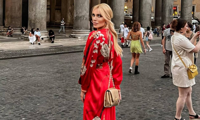 Κατερίνα Καινούργιου: «Στη Ρώμη πήγα με κάποιον που δεν ήθελα να μαθευτεί» (vid)