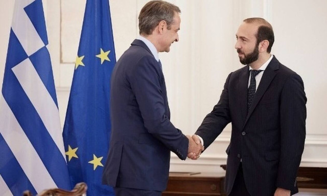 PM Mitsotakis receives FM of Armenia Mirzoyan