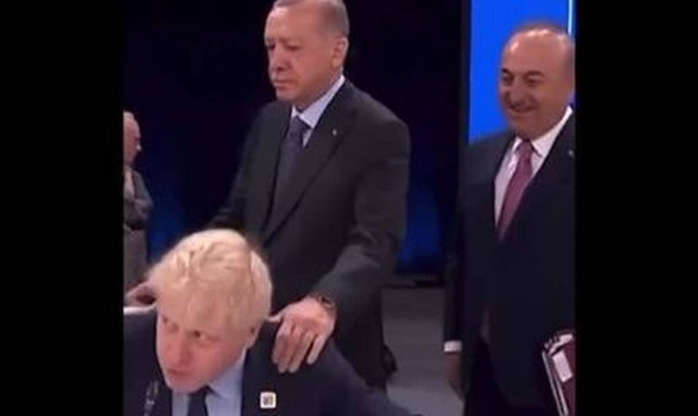 Ο Ερντογάν επιλέγει το επόμενο θύμα του