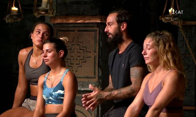 Survivor: Συγκλόνισε ο Άρης για τους θανάτους στην οικογένειά του - Δεν άντεξαν οι συμπαίκτες του