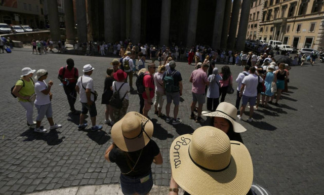 Ιταλία: Ανοίγουν ξανά πολλές πτέρυγες Covid των νοσοκομείων - Συνεχείς άνοδος των κρουσμάτων