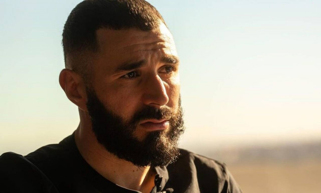 Μπενζεμά: Η φωτογραφία με το γυναικείο πόδι που «άναψε φωτιές»