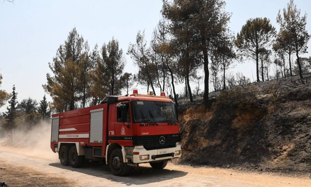 Φωτιά τώρα στις Πόρτες Αχαΐας – Πέρασε στη Βάλμη Ηλείας – Προληπτική εκκένωση