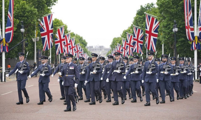 Χάκερ παραβίασαν τον λογαριασμό του βρετανικού στρατού του στο Twitter