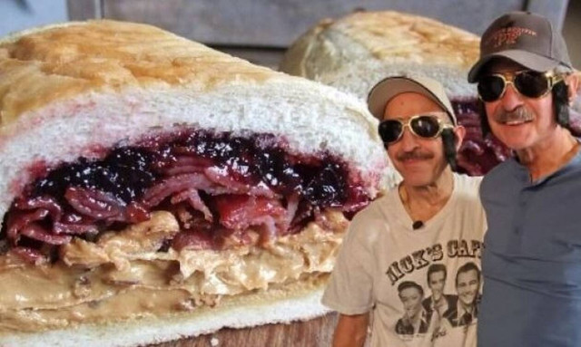 O Έλληνας που σέρβιρε πρώτος στον Έλβις Πρίσλεϊ το θρυλικό σάντουιτς των 8.000 θερμίδων