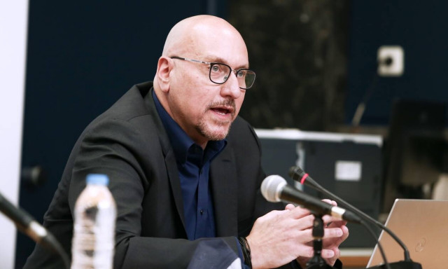 Κορονοϊός: Αυτές είναι οι 4 περιοχές που βράζουν - Ποιες ηλικίες έχουν χτυπηθεί περισσότερο