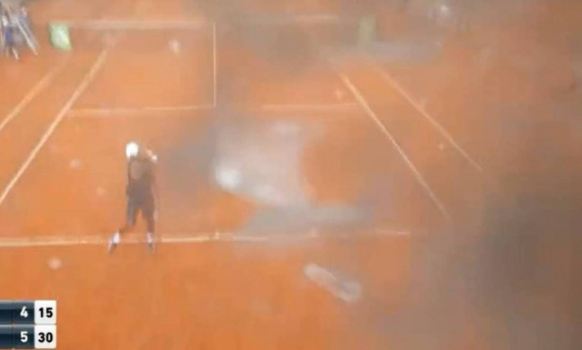 «Τρελάθηκε» ο Ίμερ: Διέλυσε την κάμερα με το μπαλάκι (video)