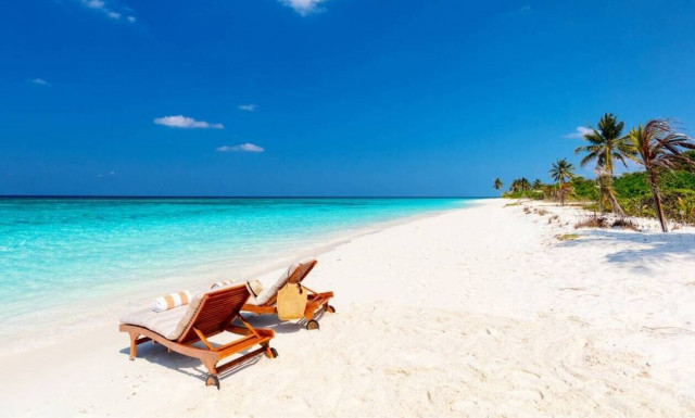 Επίδομα αδείας: Πώς υπολογίζεται – Πόσες μέρες άδειας δικαιούστε