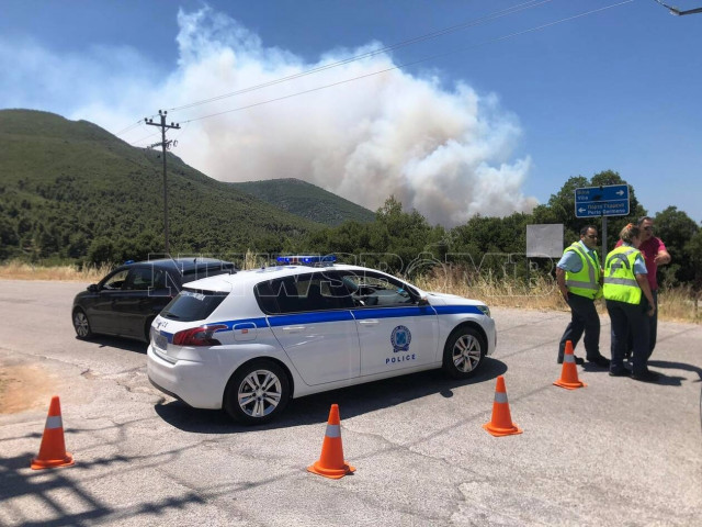 Φωτιά στο Πόρτο Γερμενό: Εντολή εκκένωσης για τον οικισμό Μύτικα