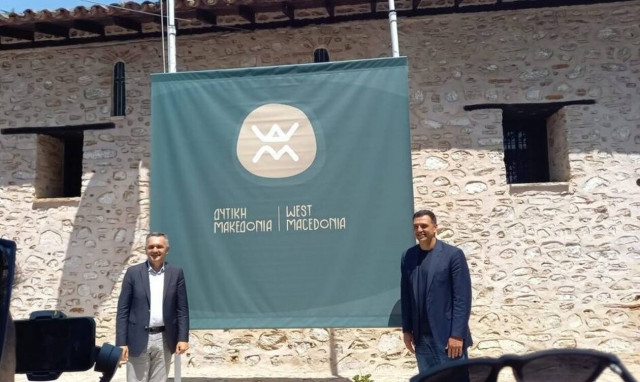 Βασίλης Κικίλιας: «Ποιο Κόμο; Η λίμνη της Καστοριάς»