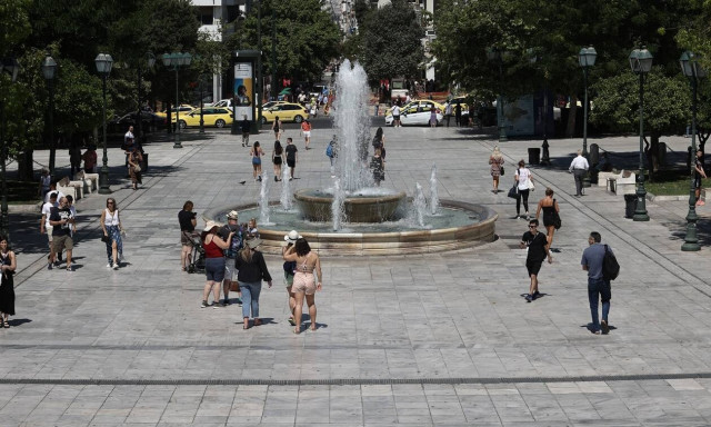 Κορονοϊος: Αποκλιμάκωση των κρουσμάτων «σύντομα» βλέπει η Γκάγκα