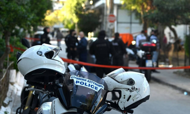 Τραγωδία στη Θεσσαλονίκη: Γιος βρήκε νεκρή τη μητέρα του στη μπανιέρα – Τη σκότωσε ο αδερφός του