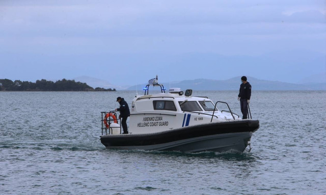 Tankers collide near Karystos; crews safe and well, no pollution