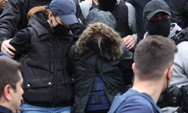 Πάτρα - Τα στοιχεία που «καίνε»: «Η Μαλένα ήταν 20 λεπτά νεκρή όταν έφτασαν οι γιατροί της ΜΕΘ»