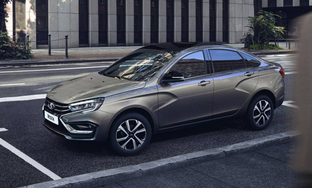 Η Ρωσία φιλοδοξεί να παράγει αυτοκίνητα με Δούρειους Ίππους Τουρκία και Ιράν