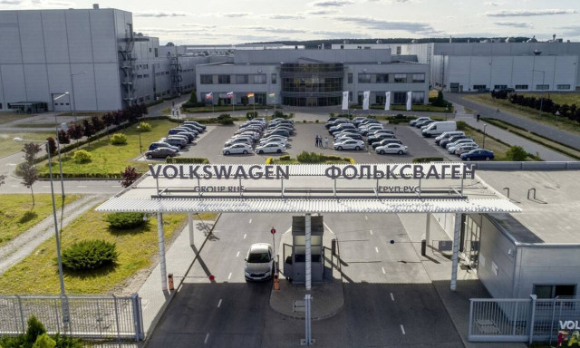 Και η Volkswagen εγκαταλείπει την Ρωσία