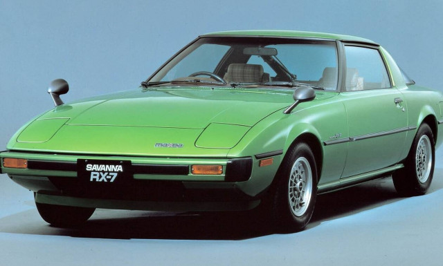 Mazda: To RX-7 γιορτάζει τα 44 του χρόνια