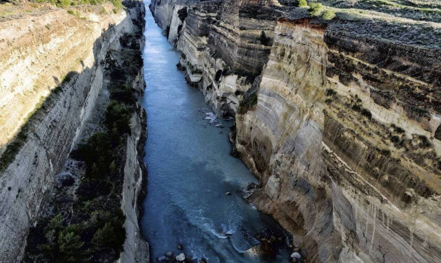 Corinth Canal sees 200 crossings since recent reopening