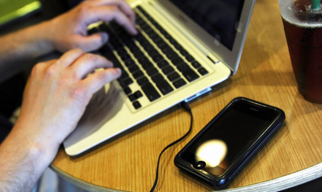 Καναδάς: Τηλεπικοινωνιακό μπλακάουτ «έπληξε» τη χώρα - Τι συνέβη