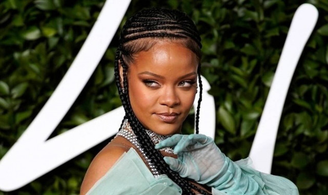 Rihanna: Ζαλίζει η περιουσία της - Πώς έφτασε να γίνει... δισεκατομμυριούχος