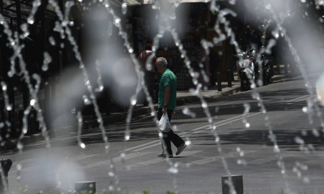 Προειδοποίηση Αρναούτογλου: Έρχεται επικίνδυνο κύμα καύσωνα στην Ευρώπη - Τι θα γίνει στην Ελλάδα