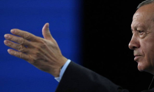 Σε νευρική κρίση ο Ερντογάν με τους χάρτες: Νέα γαλάζια πατρίδα από το τουρκικό λιμενικό