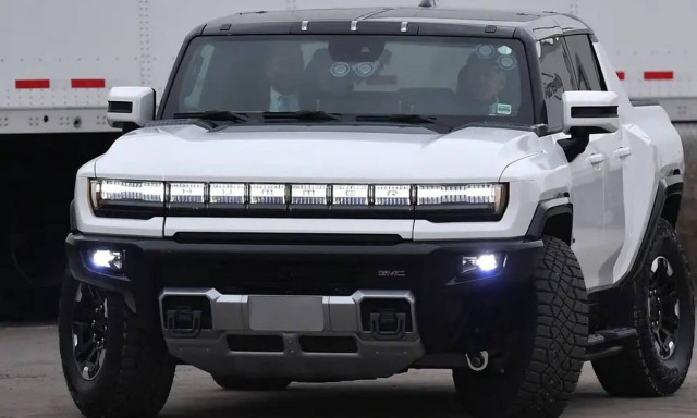 Με πόσο «καπέλο» μπορεί να πουληθεί ένα Hummer;