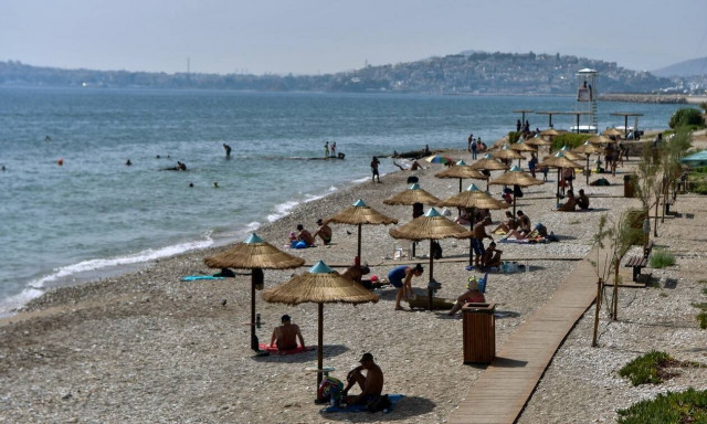 Καιρός: Ηλιόλουστη και με άνοδο της θερμοκρασίας η Τρίτη - Ενισχυμένοι οι βοριάδες (pics)