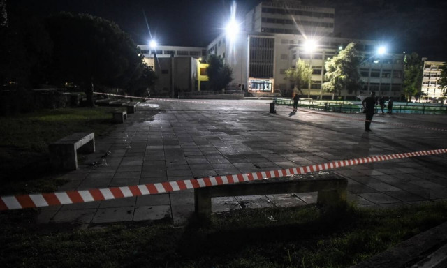 Πυροβολισμοί στο ΑΠΘ: Ένας 23χρονος τραυματίας και οχτώ προσαγωγές από την αιματηρή συμπλοκή