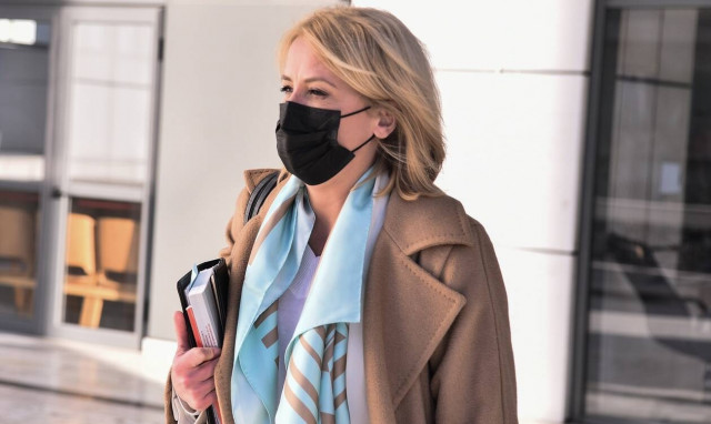 Δίκη για πλημμύρες στη Μάνδρα: Στο εδώλιο ξανά η Ρενα Δούρου και 4 ακόμη πρόσωπα